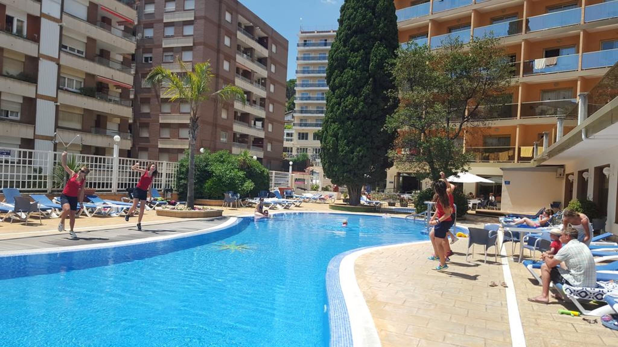 Hotel Bon Repos Калея Екстериор снимка
