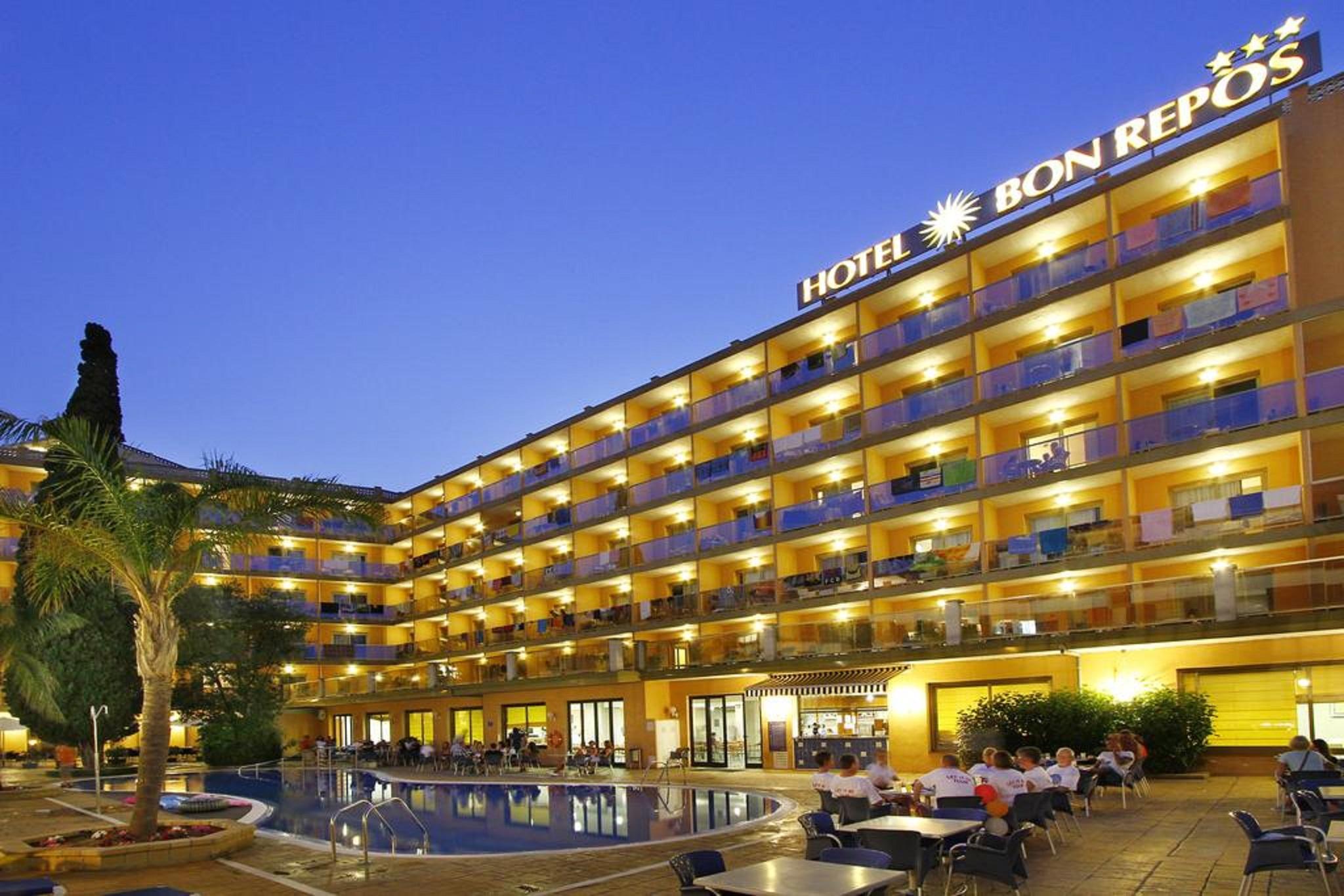Hotel Bon Repos Калея Екстериор снимка